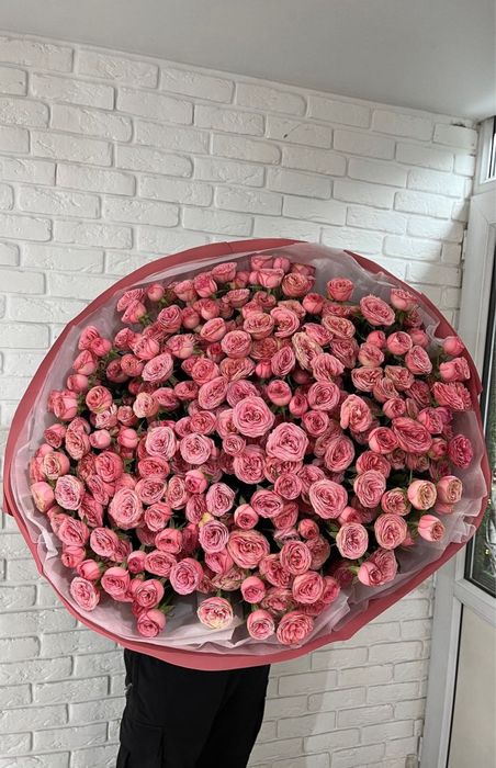 Пионы Розы Кустовые розы, хризантемы