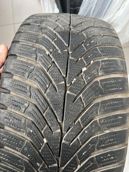 225/45/18 Kumho Wintercraft Wp5
