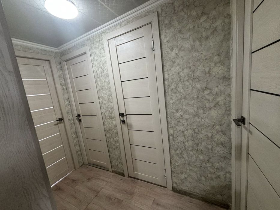 Продаю 4 комнатную квартиру