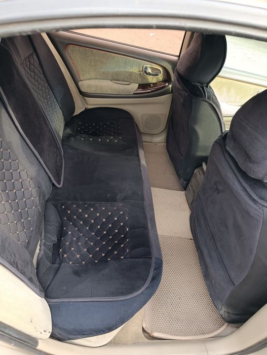 Продам чехлы универсальные