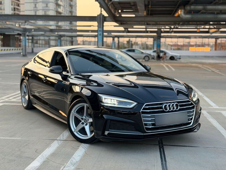 Audi A5 Sportback Audi A5 Sportback S-line Garantie Carte Service Digitala