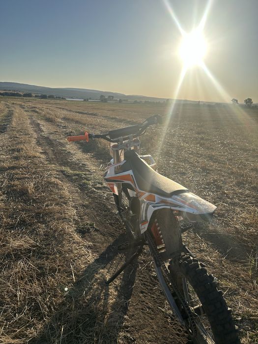 Продава се !! Кросов мотор Телстар 125 кубика