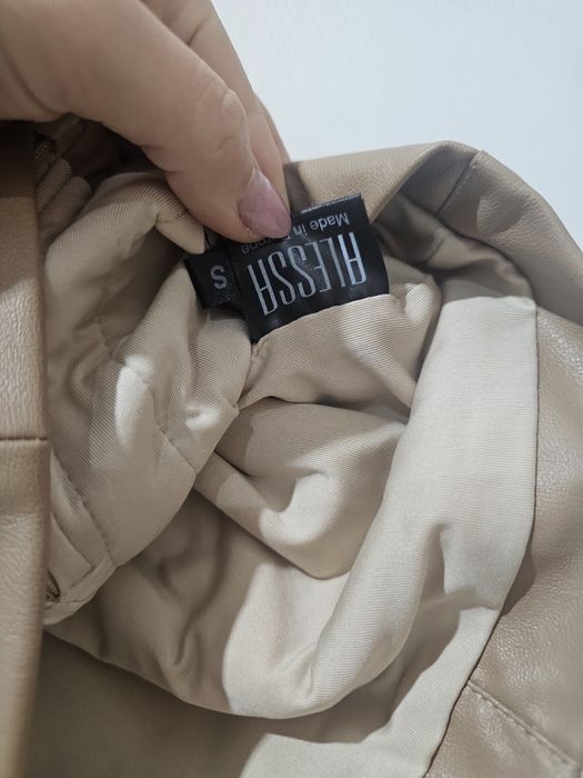 Дамска пола Алесса.