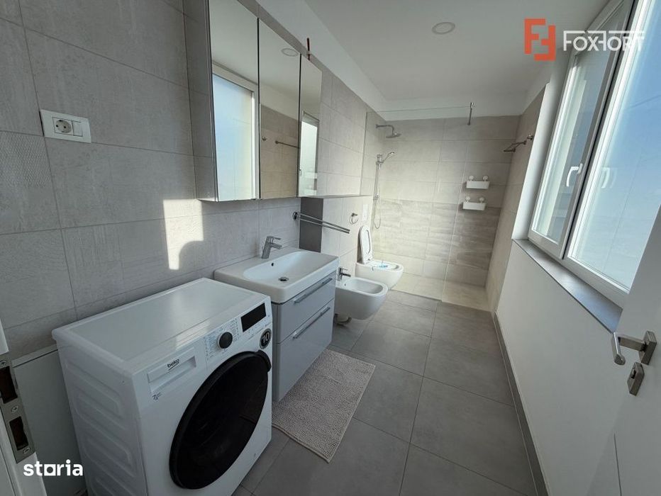 Apartament cu 4 camere dispus pe 3 niveluri - zona Giroc