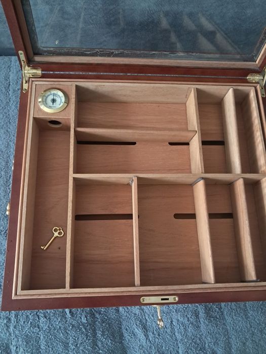 Хьюмидор для сигар бу