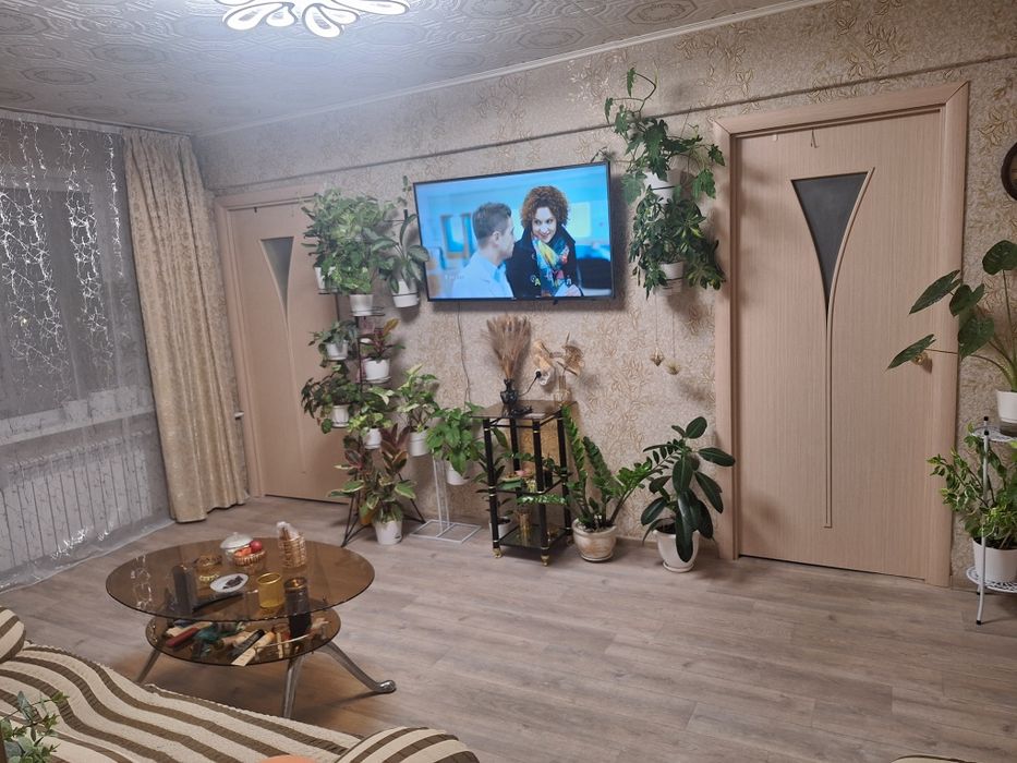 4-х комнатная кв Новаторов 5 продам