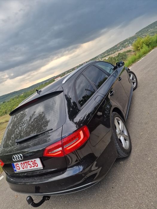 Vând Audi A4 B8.5