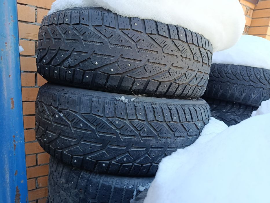 Тигар пара 215 55 р17 2 штуки