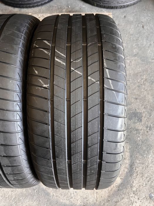 2 anvelope vara 245/40/18 , Bridgestone , DOT 2021 , 5.2 mm