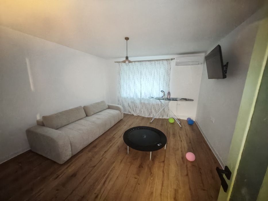 PF vând sau schimb cu apartament, casa în Suceagu cu 4 camere, doua bai, living, bucătărie