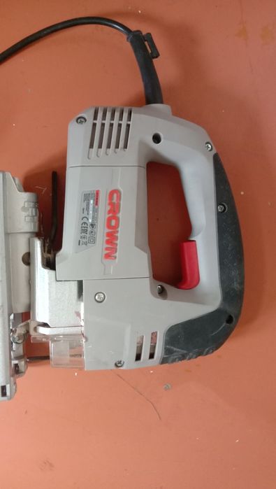 Продам лобзик Crow CT15189