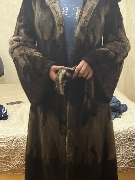 Продам норковую шубу