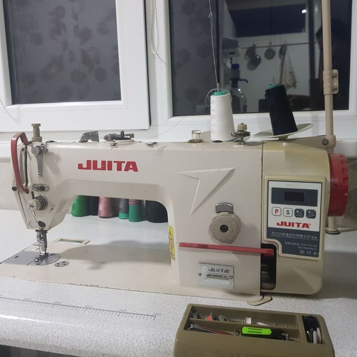 Тикув машинаси срочно сотилади!!!