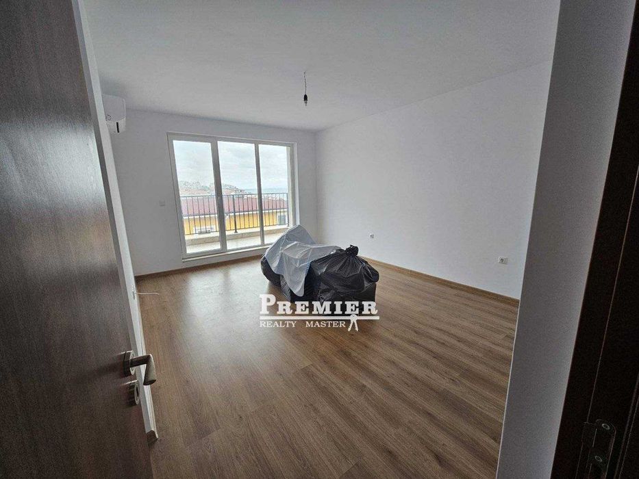 Продава се Двустаен апартамент в Свети Влас - 72 кв.м за 2105 €/кв.м - Снимка #6
