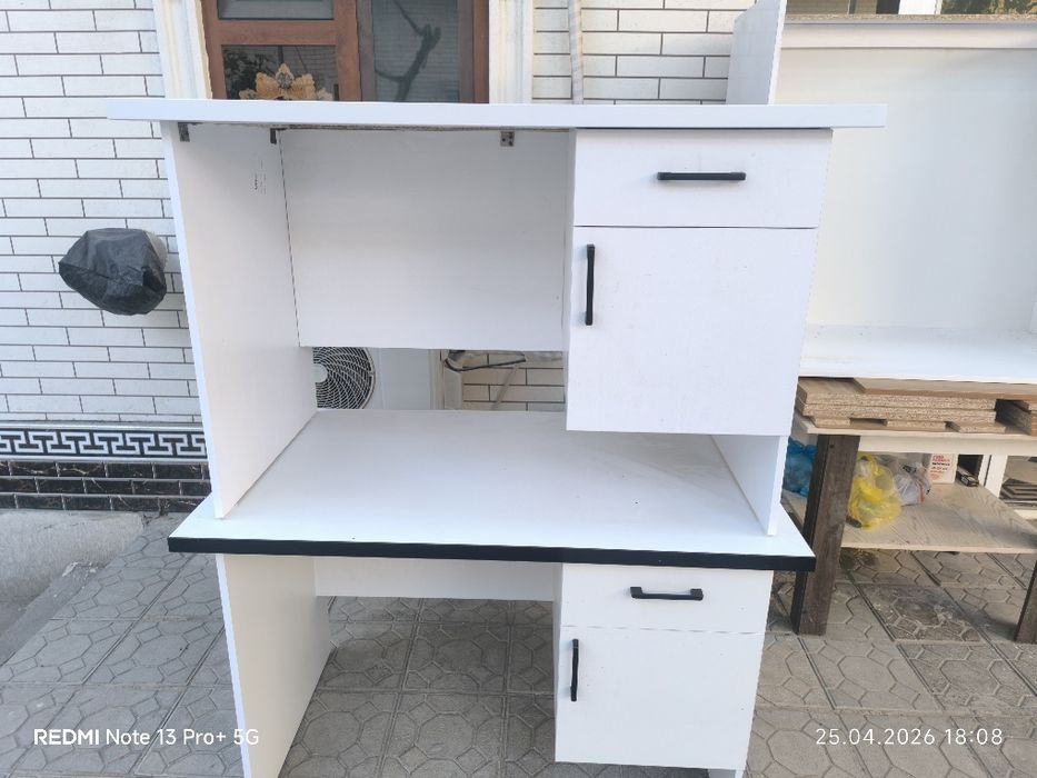 Письменный стол дарс столи