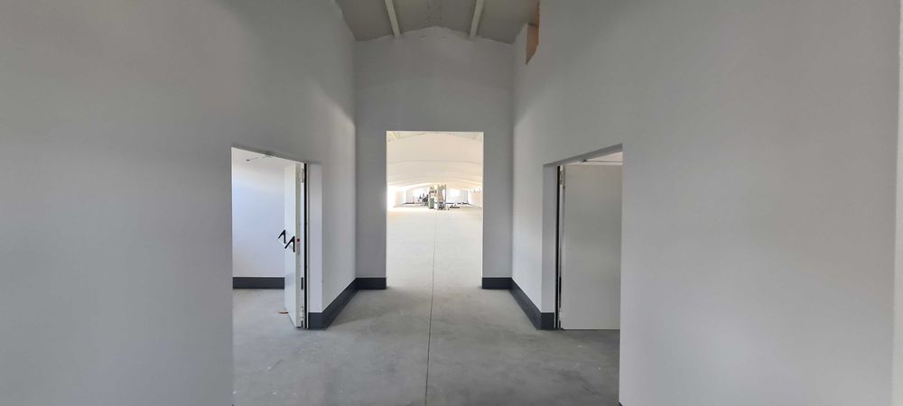 Vand Hala Iasi Horlesti Rediu: 800 mp - 432.000 euro constructie noua.
