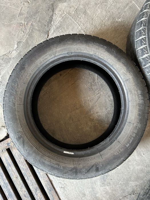 Продам шины по 5к