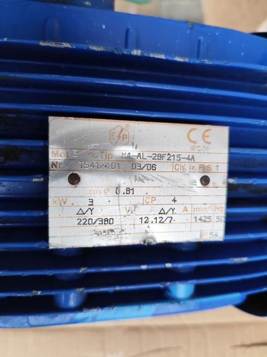 Reductor  3  kw  320 rotații