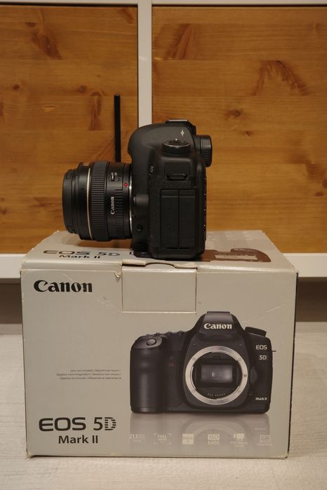 Canon 5D mark II + обектив Canon EF 50mm f1.4 USM