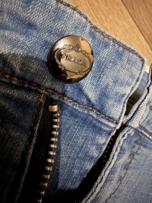 Blugi elastici Prada