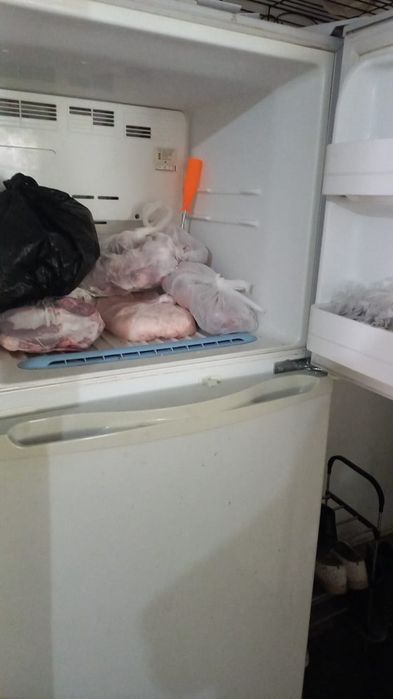 Продам холодильник