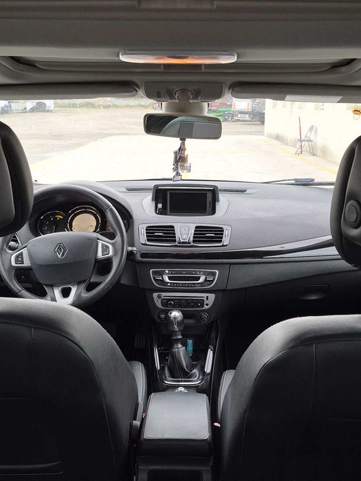 Renault megane 3 1.5 diesel panoramic Bosse