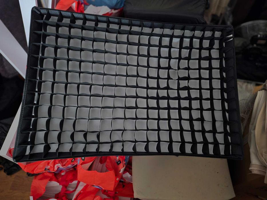 Godox 60x90cm – Stare Foarte Bună – Montură Bowens