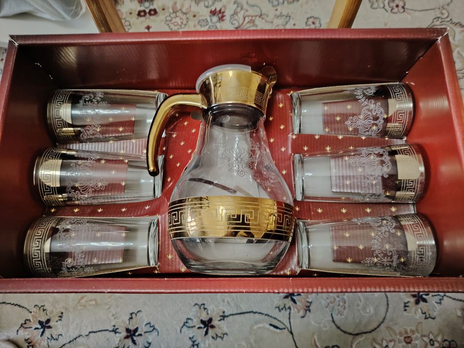 Продам графин с фужерами, Новый