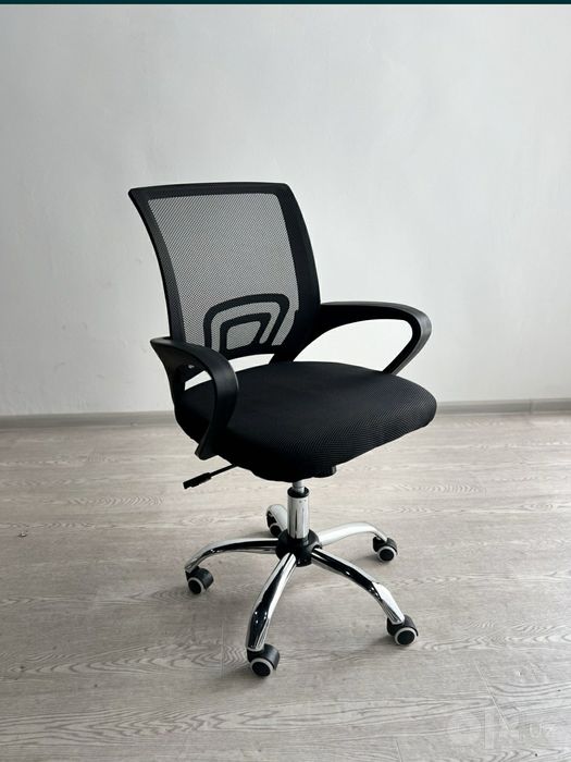 Ofis mebel. Setishni kreslo
