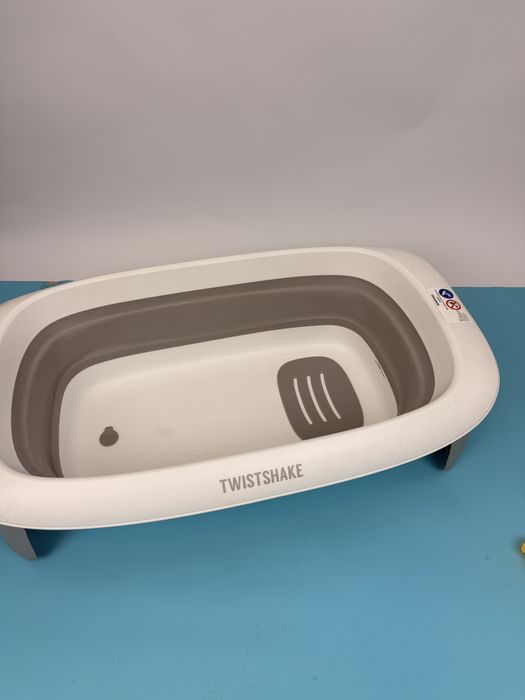 Cada bebe pliabila twistshake