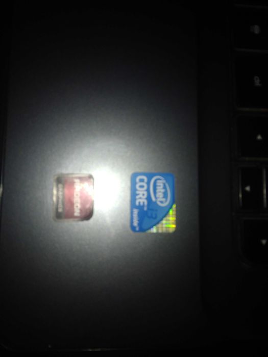 Hp noutbuk holati ideal  core i3 xotira 124 aperativ 4 malumot uchun