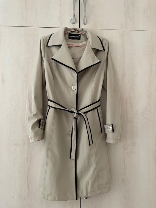 Плащ женская одежда