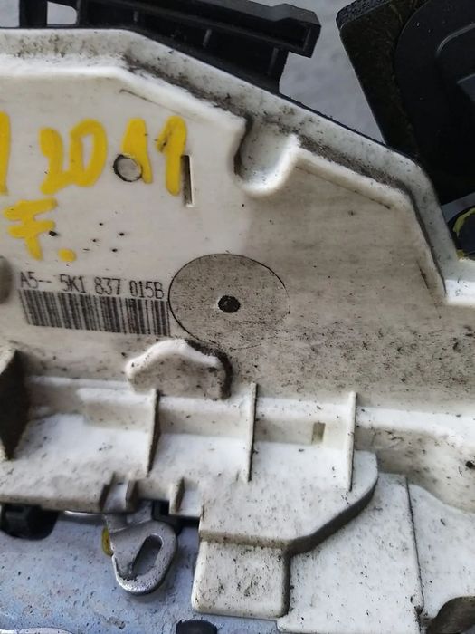 Broasca usa stanga fata skoda yeti 5l 5k1837015b