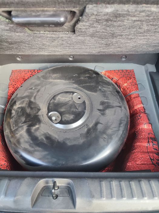 Трекер лтз сотилади