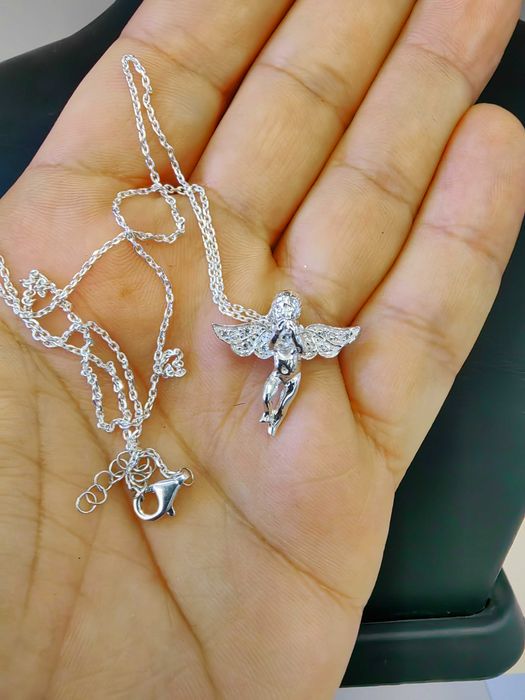 Колие с ангелче, сребърно колие с малък ангел, колие за подарък