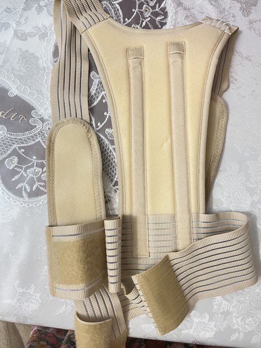 Корсет, корректор осанки