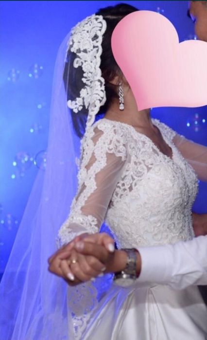 Свадебное платье