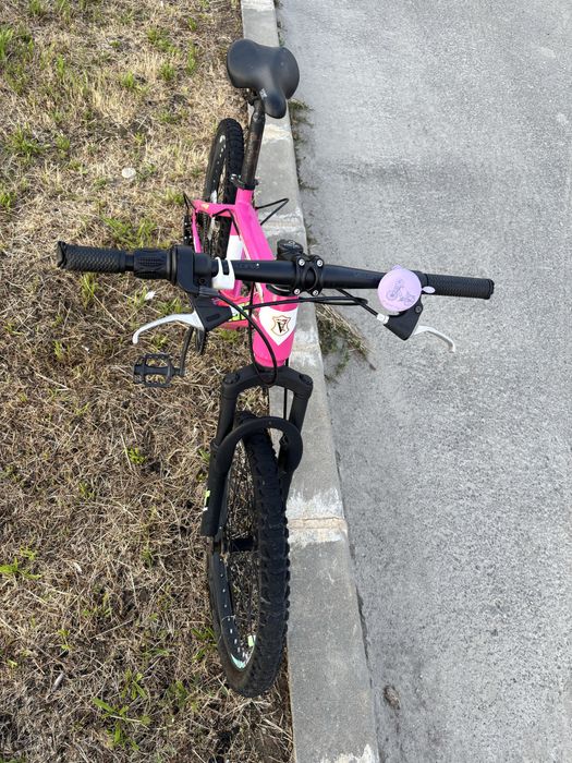 Bicicleta pentru fete