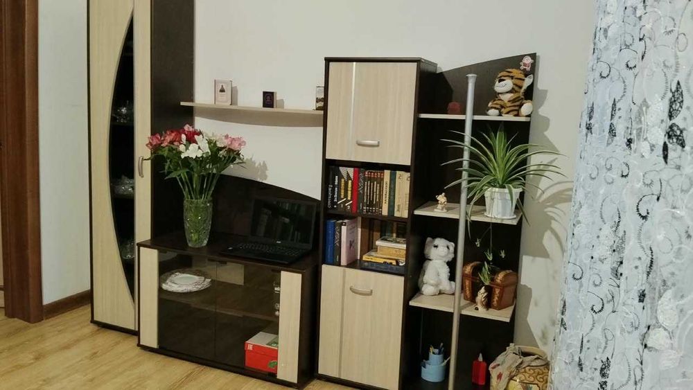 Стенка, в отличном состоянии