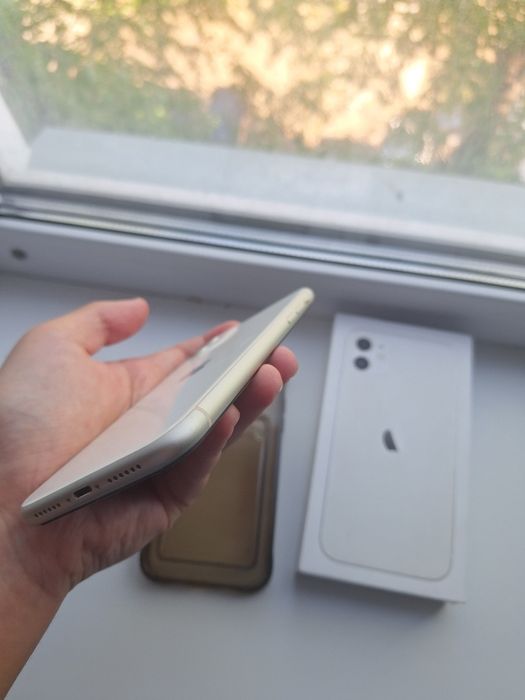 Iphone 11 белый 64гб