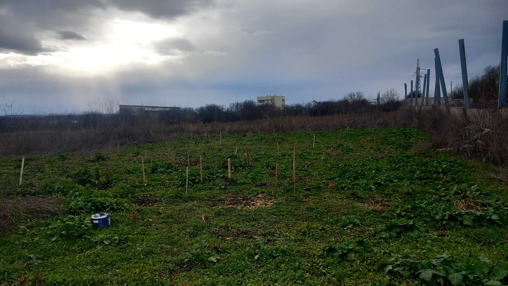 Продавам парцел 500 кв.м