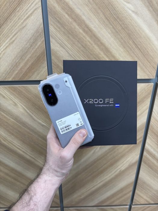 Vivo X200 Fe 12/512GB Global