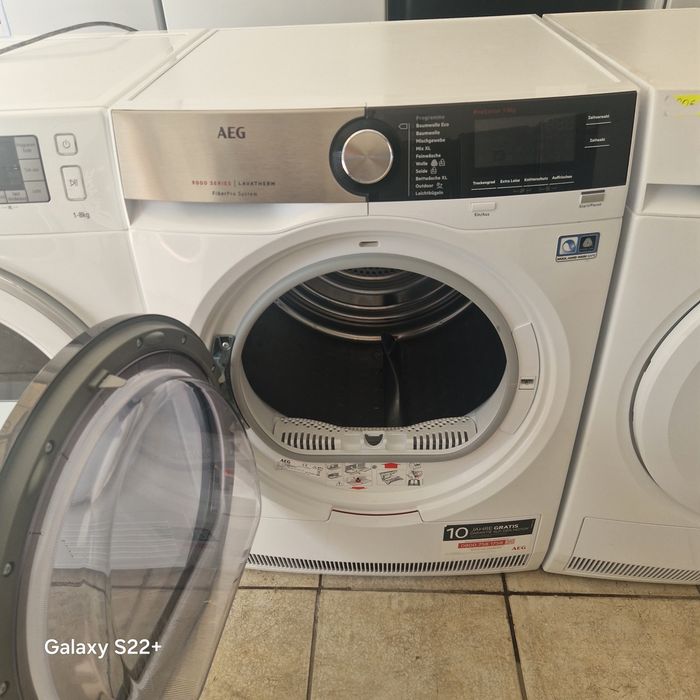 Кондензна сушилня с термопомпа 9кг.А+++ AEG Series9000
