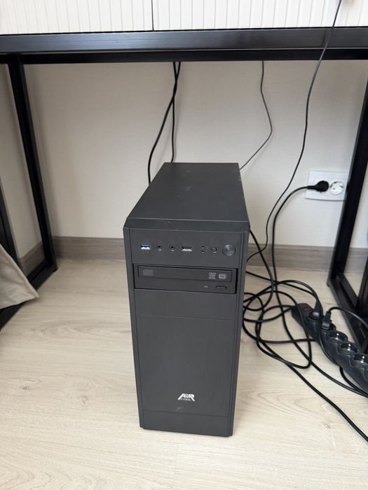 Продам компьютер Intel I3