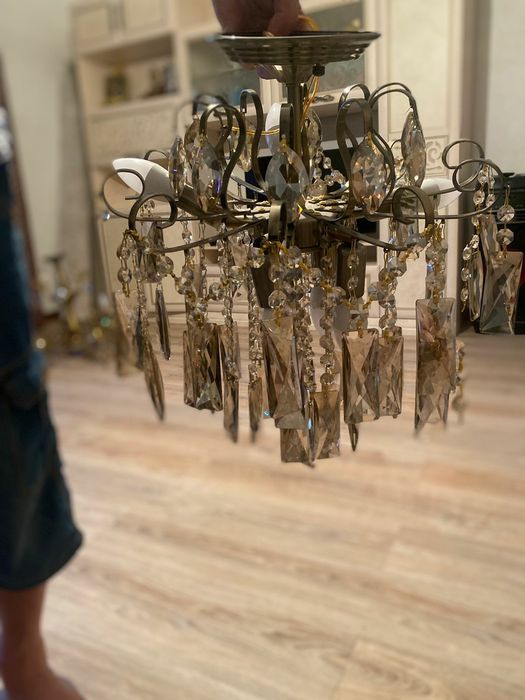 Продам люстру хорошом состояние