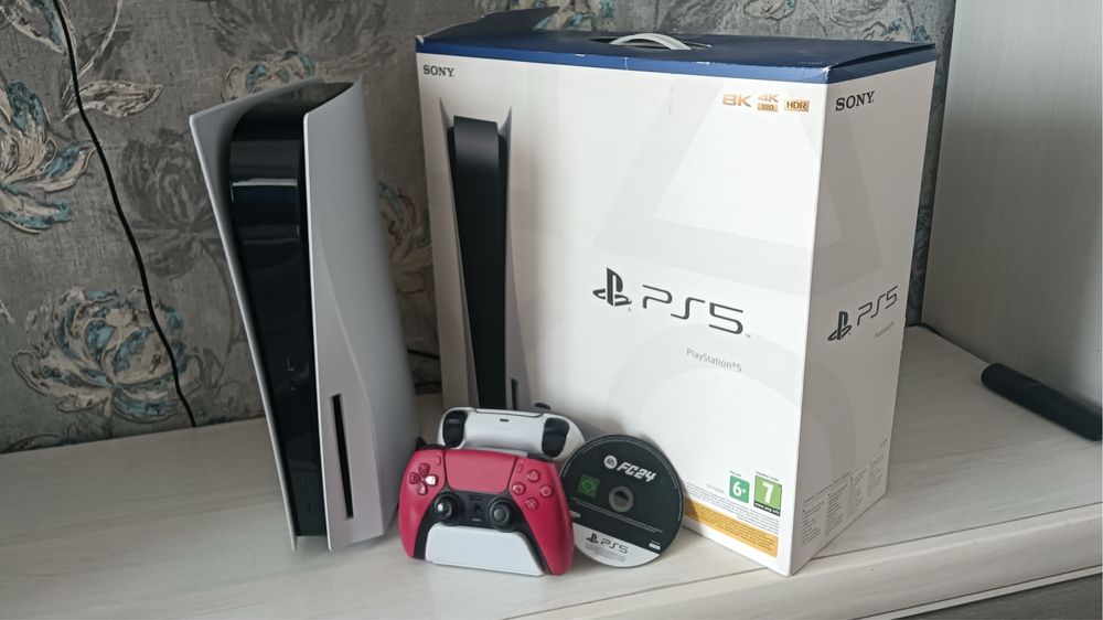 Sony PlayStation 5 1 825 GB