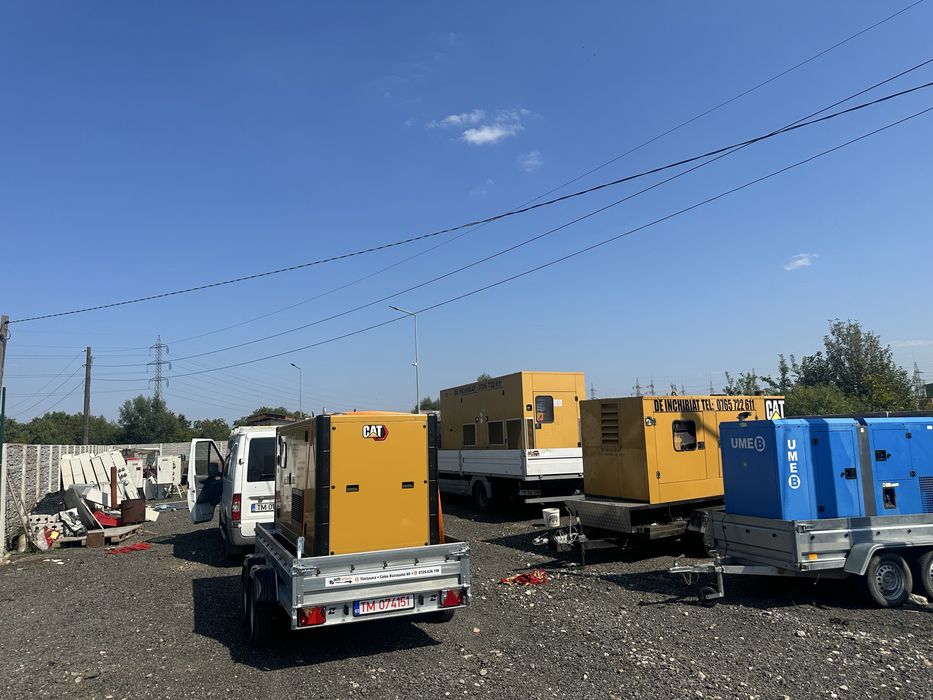 Generator electric trifazic