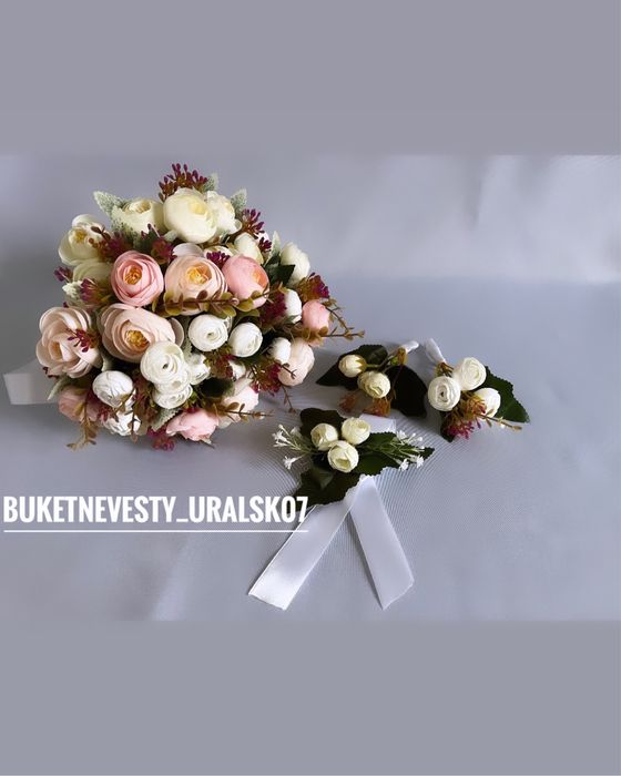 Продам свадебные букеты