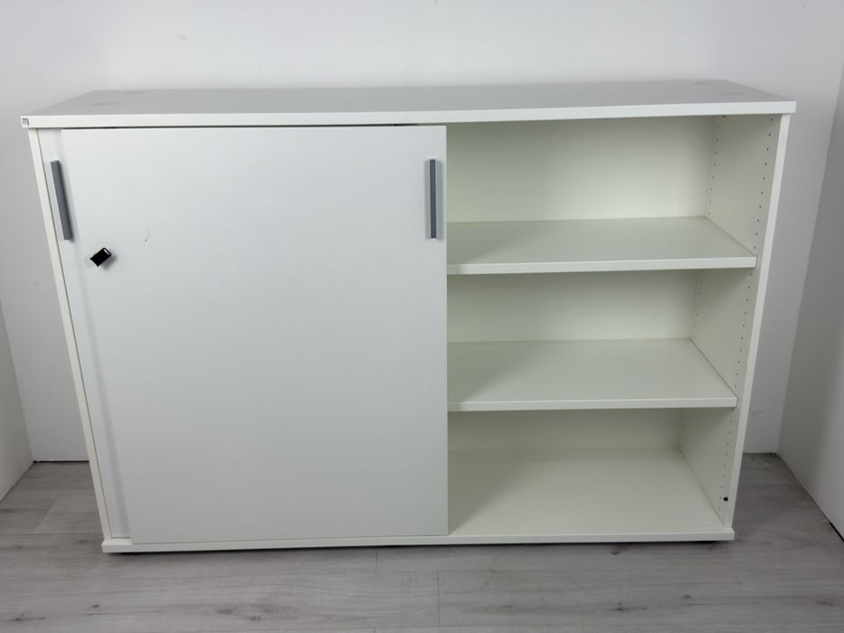 Шкафове за офис - съхранение и ефективност: