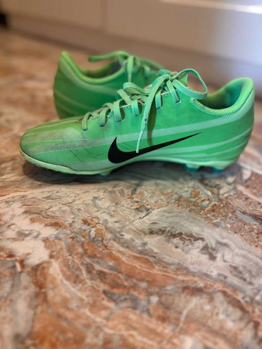 Бутонки Nike номер 36